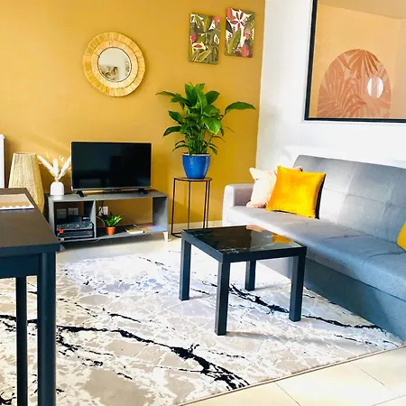 Cozy Place Near Paris Apartment *