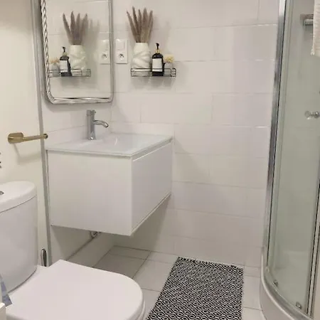 Cozy Place Near Paris Apartment Montigny-le-Bretonneux